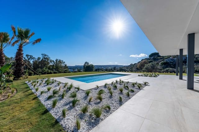 5 bedroom Villa for sale in Sotogrande Alto, San Roque with pool garage - € 3,350,000 (Ref: 10185219)