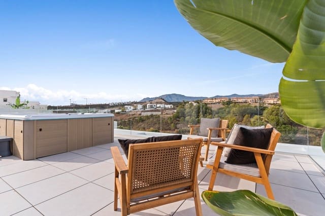 6 makuuhuone Huvila myytävänä paikassa La Concha - Resina Golf, Estepona mukana uima-altaan - 1 495 000 € (Ref: 8031431)