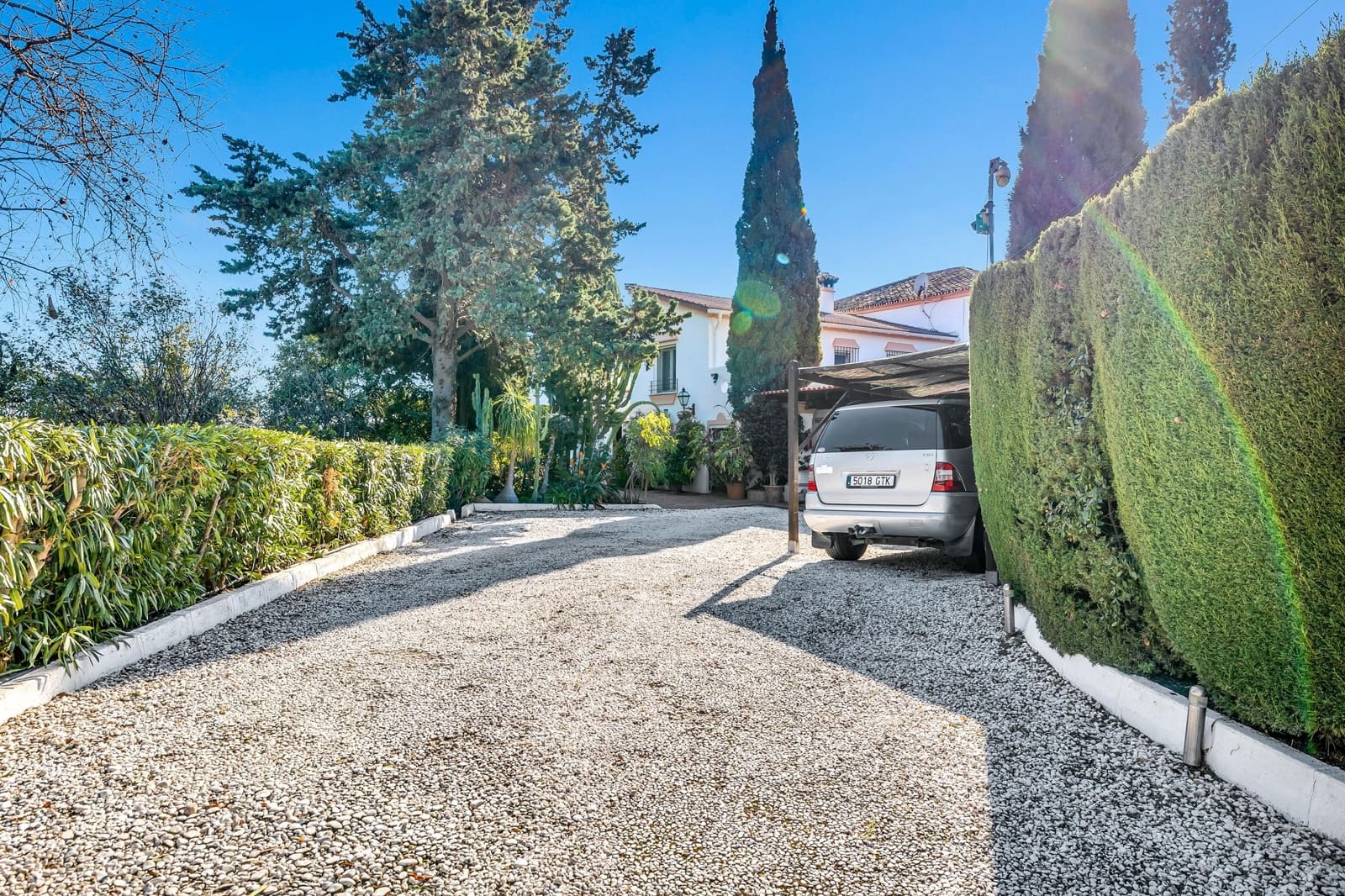 5 bedroom Villa for sale in Estepona with pool - € 1,175,000 (Ref: 8044334)