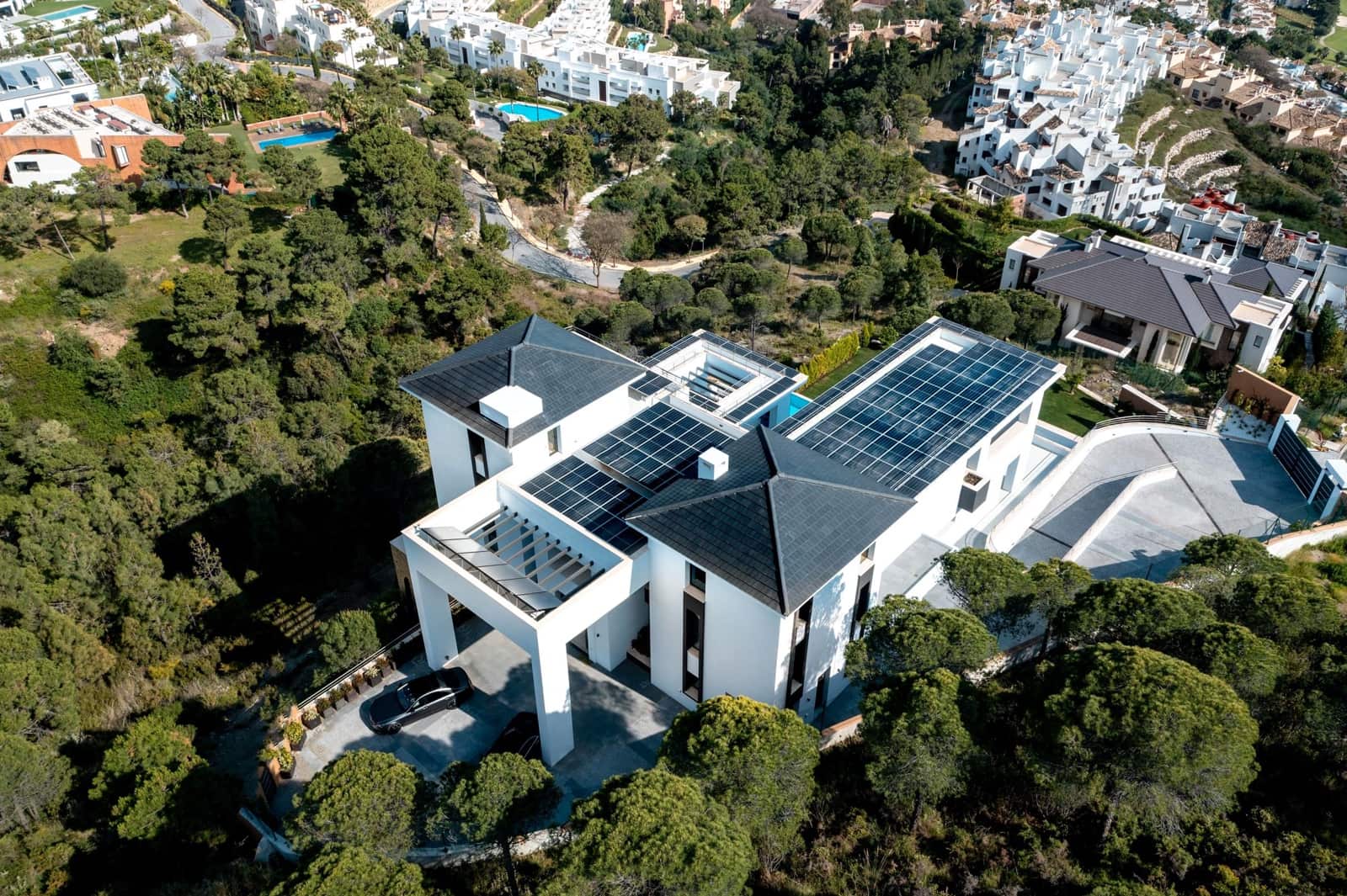 12 Zimmer Villa zu verkaufen in Benahavis mit Pool - 12.700.000 € (Ref: 8046707)