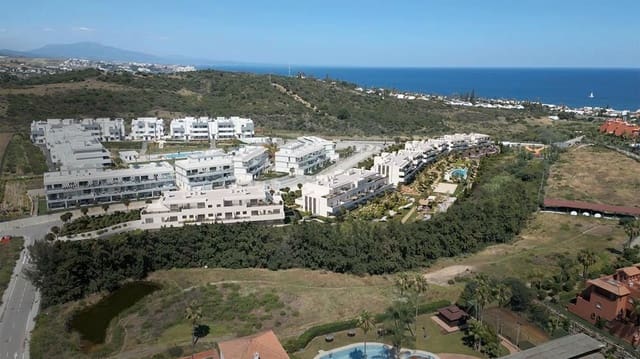2 sypialnia Mieszkanie na sprzedaż w Buenas Noches, Estepona z basenem - 207 000 € (Ref: 8113871)
