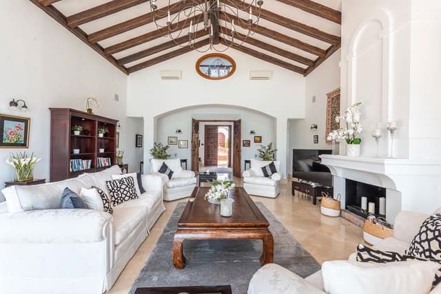 7 Zimmer Villa zu verkaufen in Sotogrande Alto, San Roque mit Pool - 5.200.000 € (Ref: 8145599)