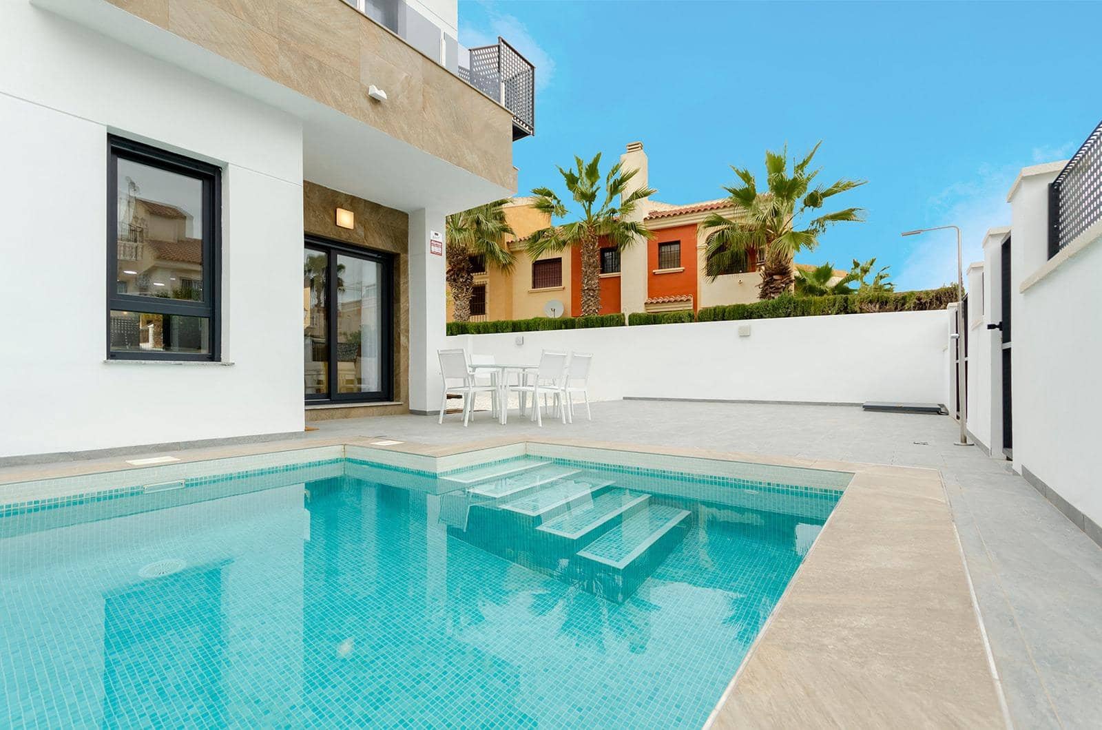 3 camera da letto Villa in vendita in Torrevieja con piscina - 424.000 € (Rif: 10030693)