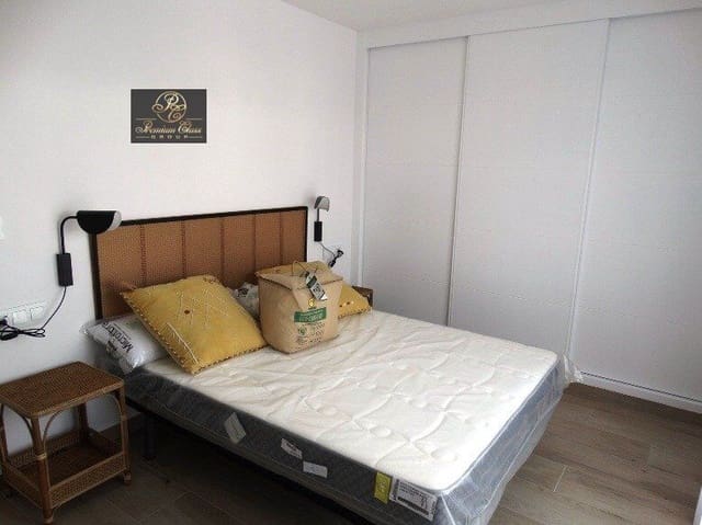 3 quarto Moradia Geminada para venda em Pilar de la Horadada com piscina - 425 000 € (Ref: 10030695)