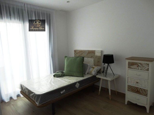 3 quarto Moradia Geminada para venda em Pilar de la Horadada com piscina - 425 000 € (Ref: 10030695)