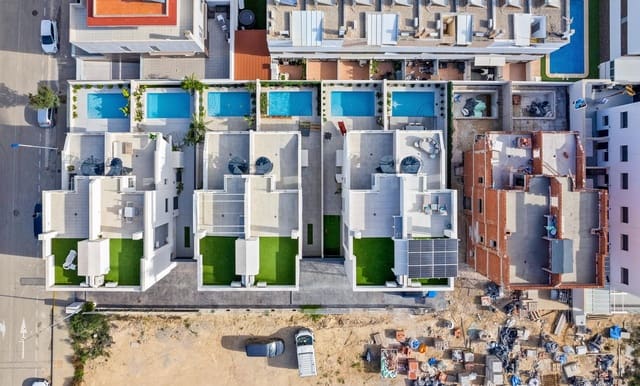 4 quarto Moradia para venda em Los Secanos, Guardamar del Segura com piscina garagem - 507 050 € (Ref: 9267449)