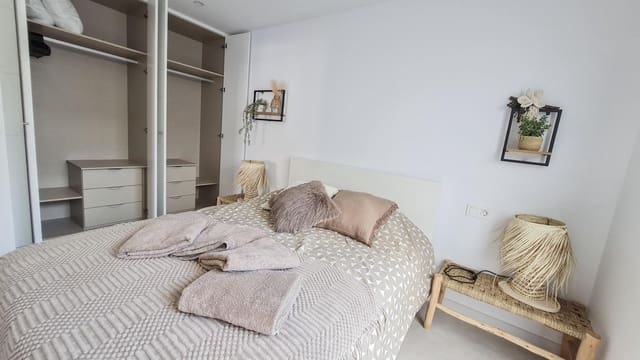 3 soverom Villa til salgs i San Pedro del Pinatar ciudad, San Pedro del Pinatar med svømmebasseng garasje - € 439 000 (Ref: 9270729)