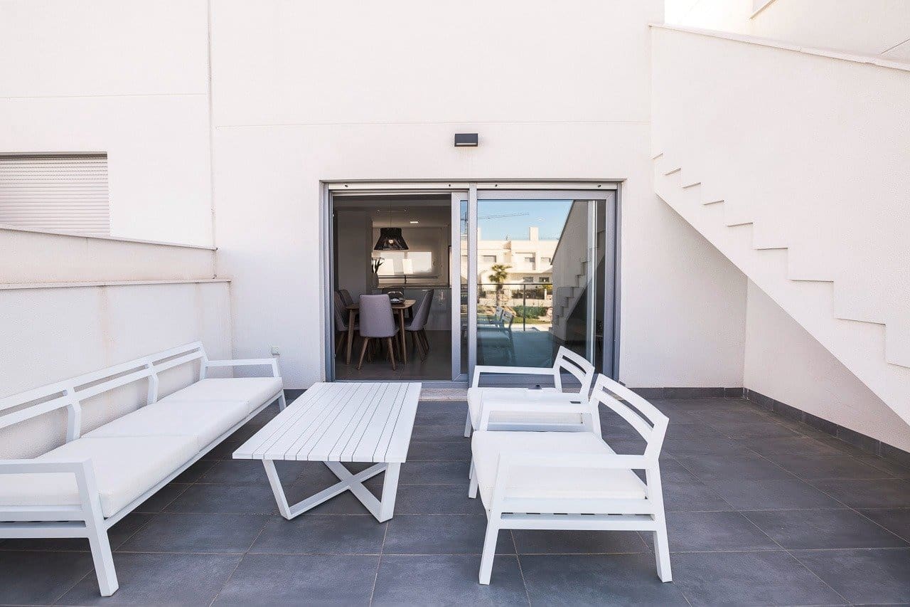 2 bedroom Bungalow for sale in Vistabella with pool - € 299,900 (Ref: 9354292)