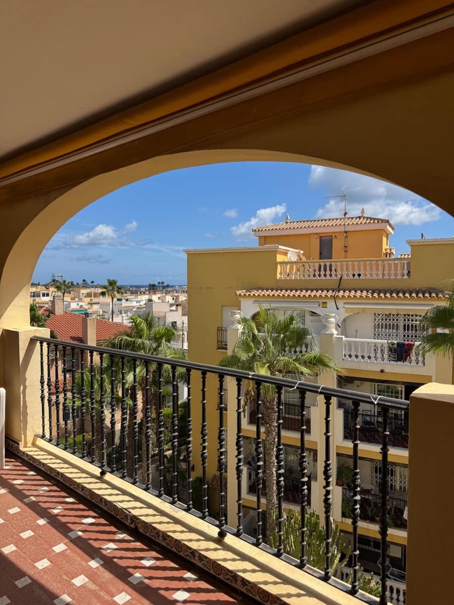 3 soveværelse Penthouse til salg i Torrevieja med garage - € 299.000 (Ref: 9354300)