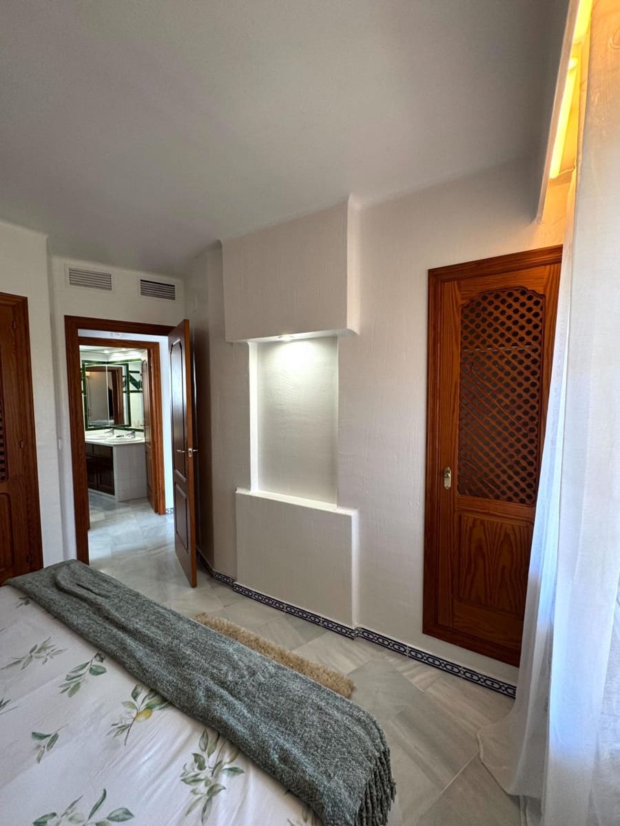 3 soveværelse Penthouse til salg i Torrevieja med garage - € 299.000 (Ref: 9354300)