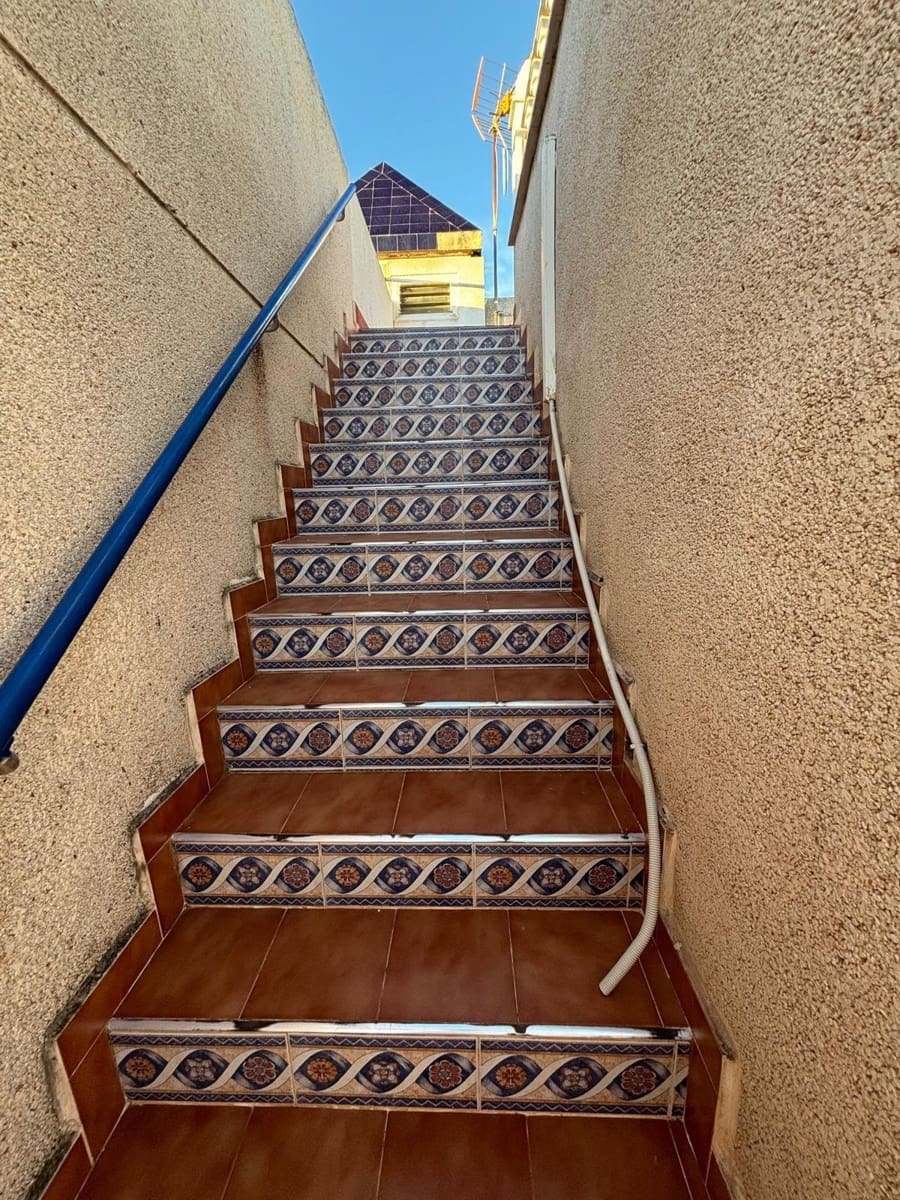 4 camera da letto Villetta Bifamiliare in vendita in Torrevieja - 169.900 € (Rif: 9435216)