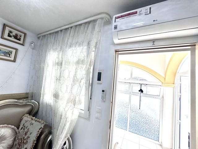 5 quarto Moradia em Banda para venda em Orihuela Costa, Orihuela com piscina - 210 000 € (Ref: 9443799)