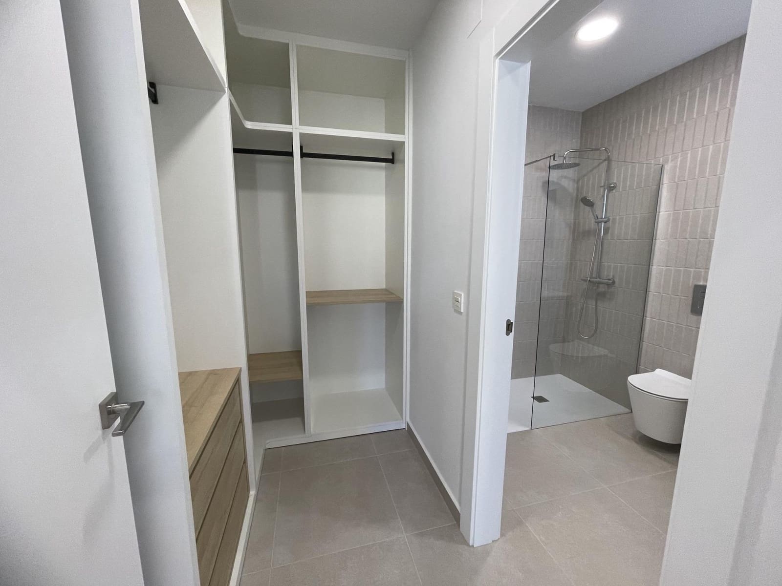 Chalet de 3 habitaciones en Heredades en venta con piscina - 359.900 € (Ref: 9451349)