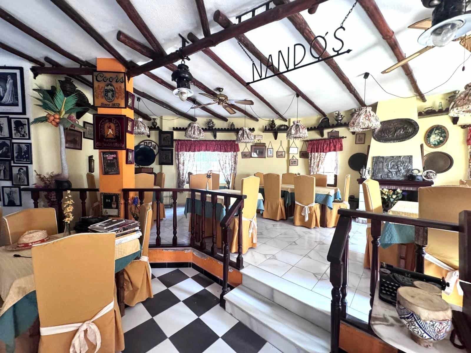 5 quarto Empresa para venda em Torrevieja com garagem - 499 900 € (Ref: 9455146)