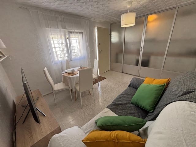 Casa de 1 habitación en Torrevieja en venta - 96.000 € (Ref: 9460905)