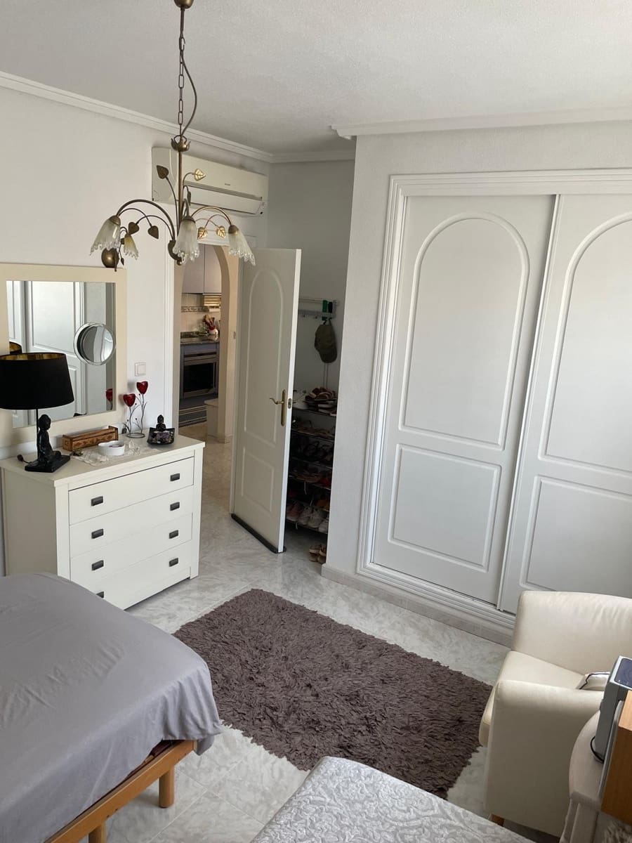 Chalet de 3 habitaciones en Ciudad Quesada en venta - 340.000 € (Ref: 9469044)