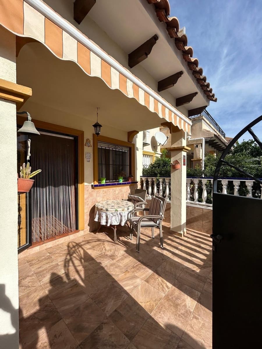 Casa de 2 habitaciones en Orihuela Costa en venta con piscina - 199.000 € (Ref: 9469045)