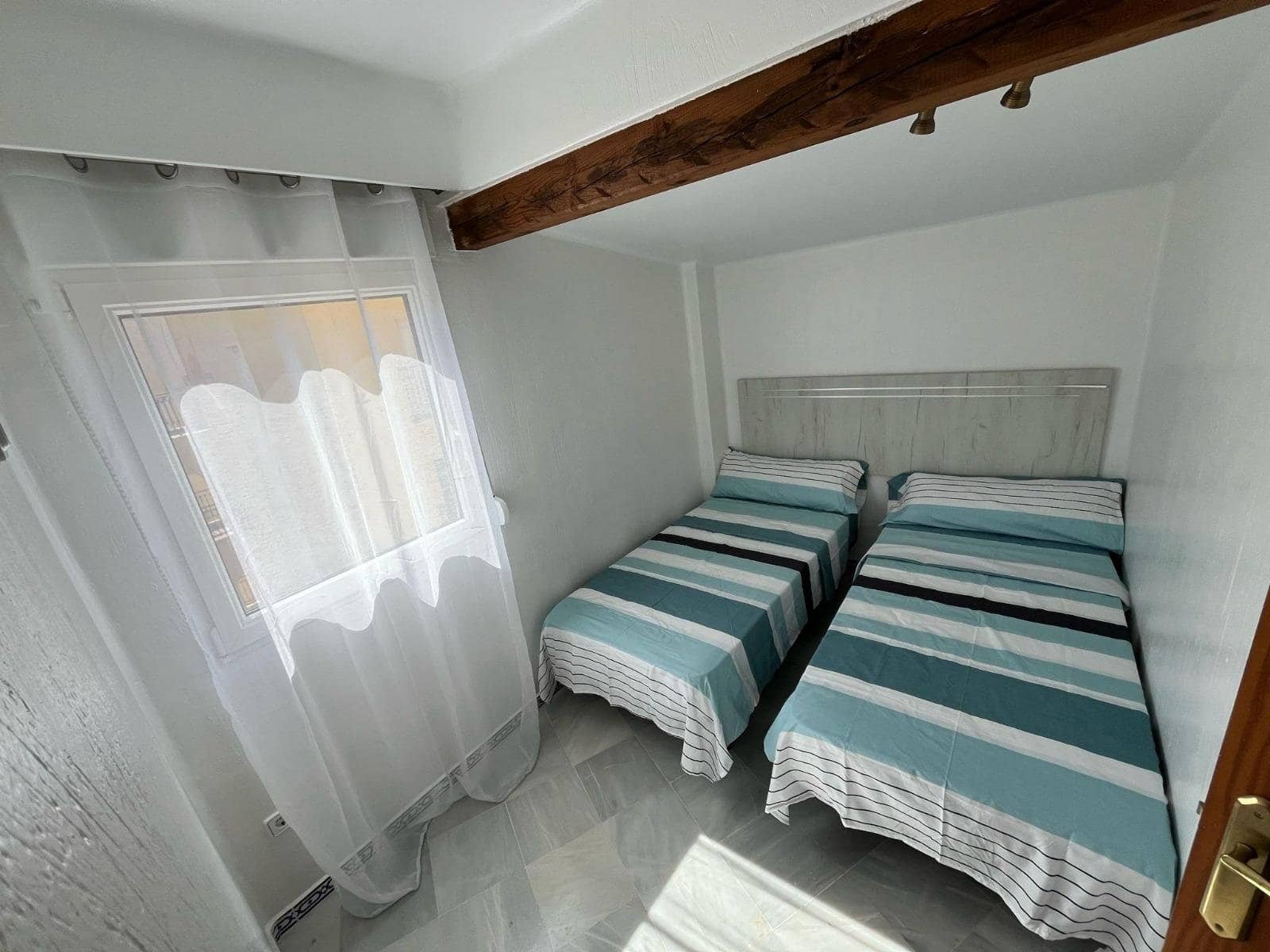 3 bedroom Penthouse for sale in Torrevieja with pool - € 329,000 (Ref: 9469053)