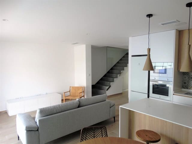 Casa de 3 habitaciones en Santiago de la Ribera, San Javier en venta con piscina garaje - 425.000 € (Ref: 9469338)