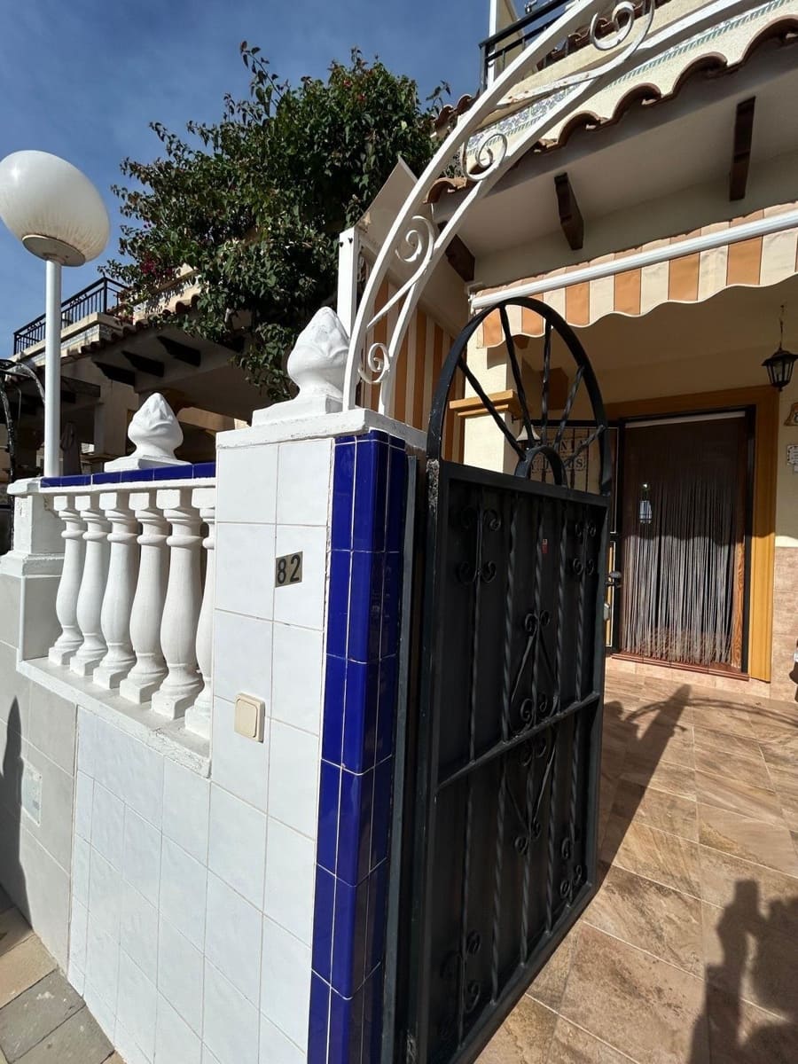 2 bedroom Townhouse for sale in Orihuela Costa with pool - € 199,000 (Ref: 9476294)