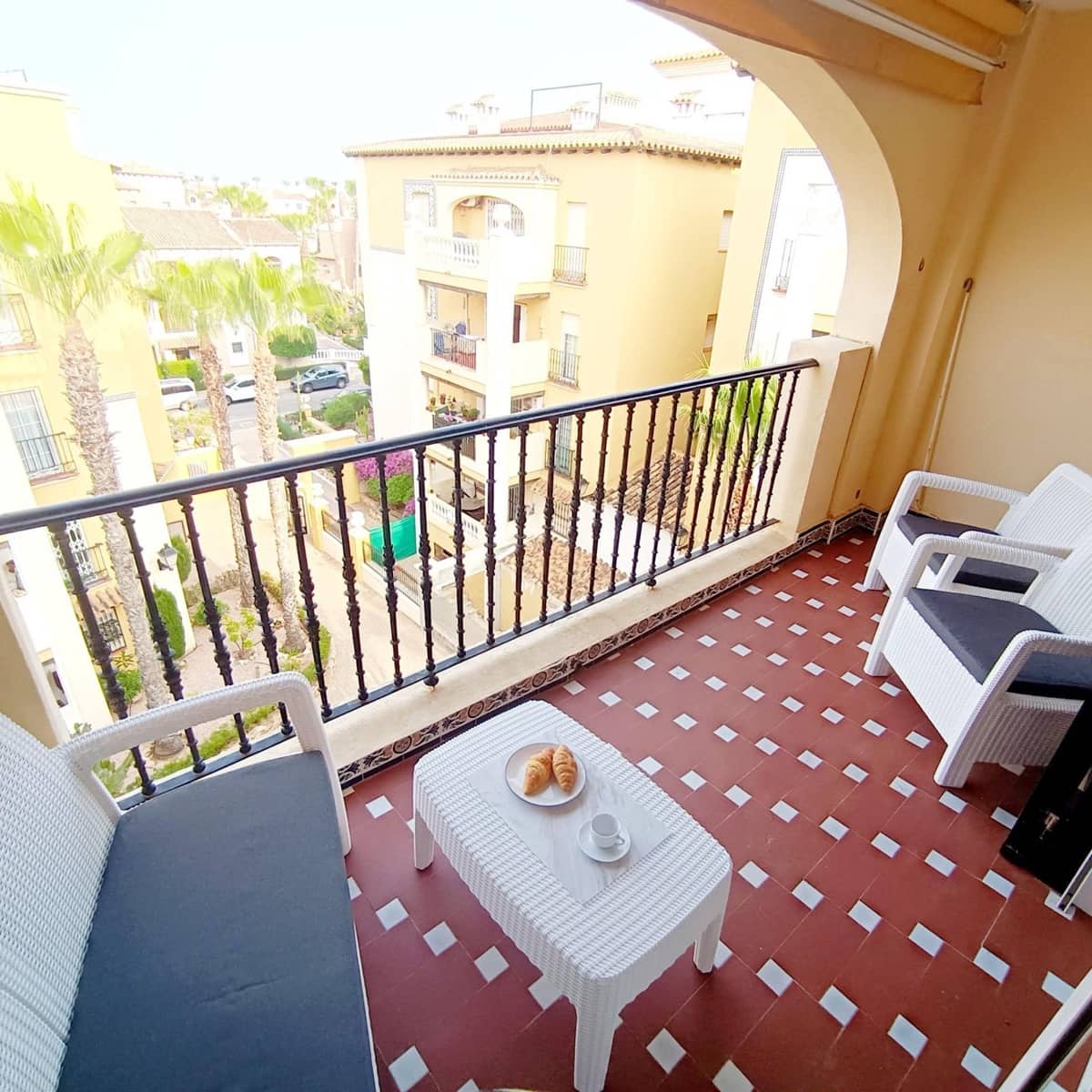 3 camera da letto Attico in vendita in Torrevieja con piscina - 329.000 € (Rif: 9476302)