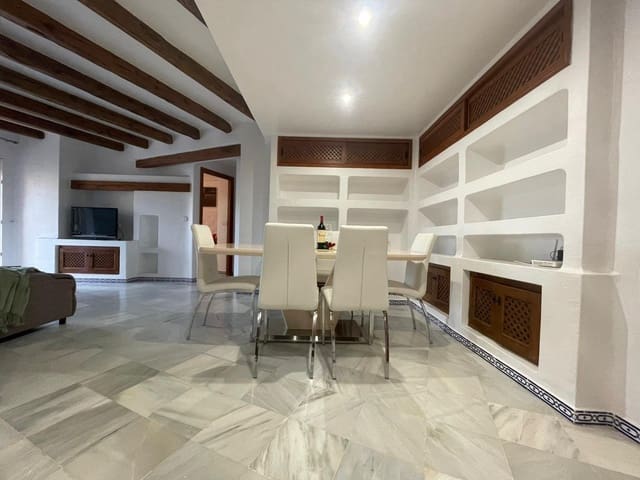 3 camera da letto Attico in vendita in Torrevieja con piscina - 329.000 € (Rif: 9476302)