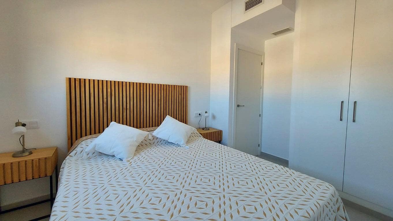 3 Zimmer Penthouse zu verkaufen in San Miguel de Salinas mit Pool Garage - 390.000 € (Ref: 9476853)