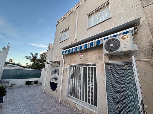 4 Zimmer Doppelhaus zu verkaufen in Torrevieja - 169.900 € (Ref: 9482441)