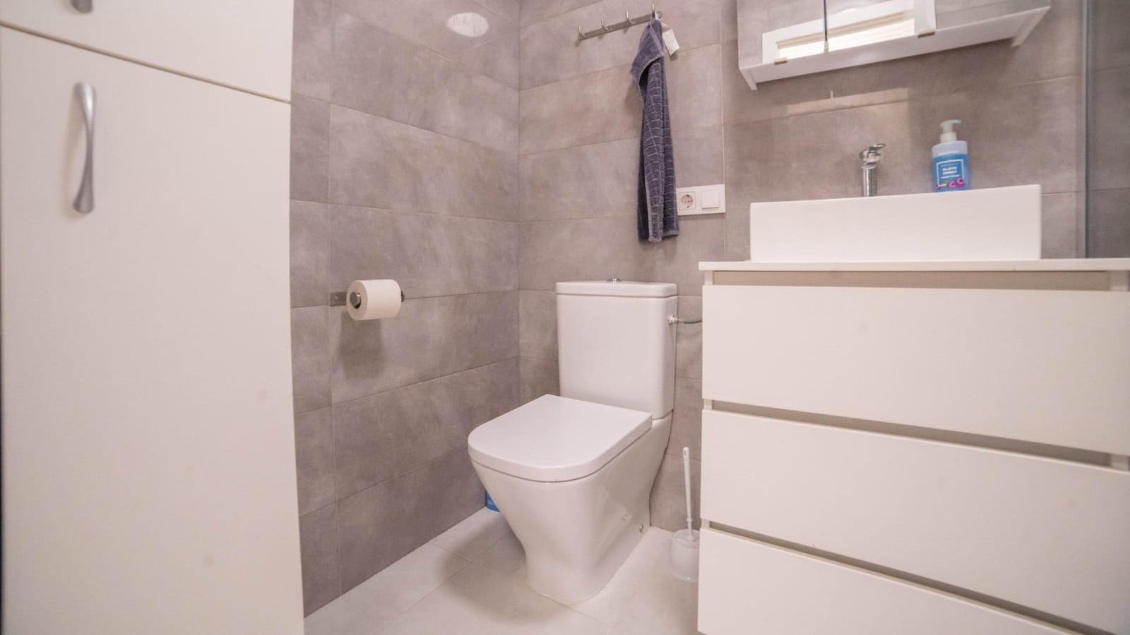 2 sovrum Radhus till salu i Torrevieja - 149 900 € (Ref: 9482451)