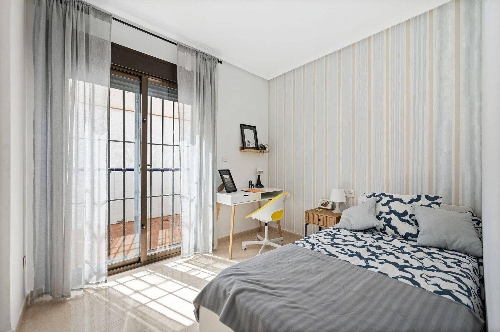 Pareado de 3 habitaciones en San Miguel de Salinas en venta con garaje - 229.900 € (Ref: 9485612)