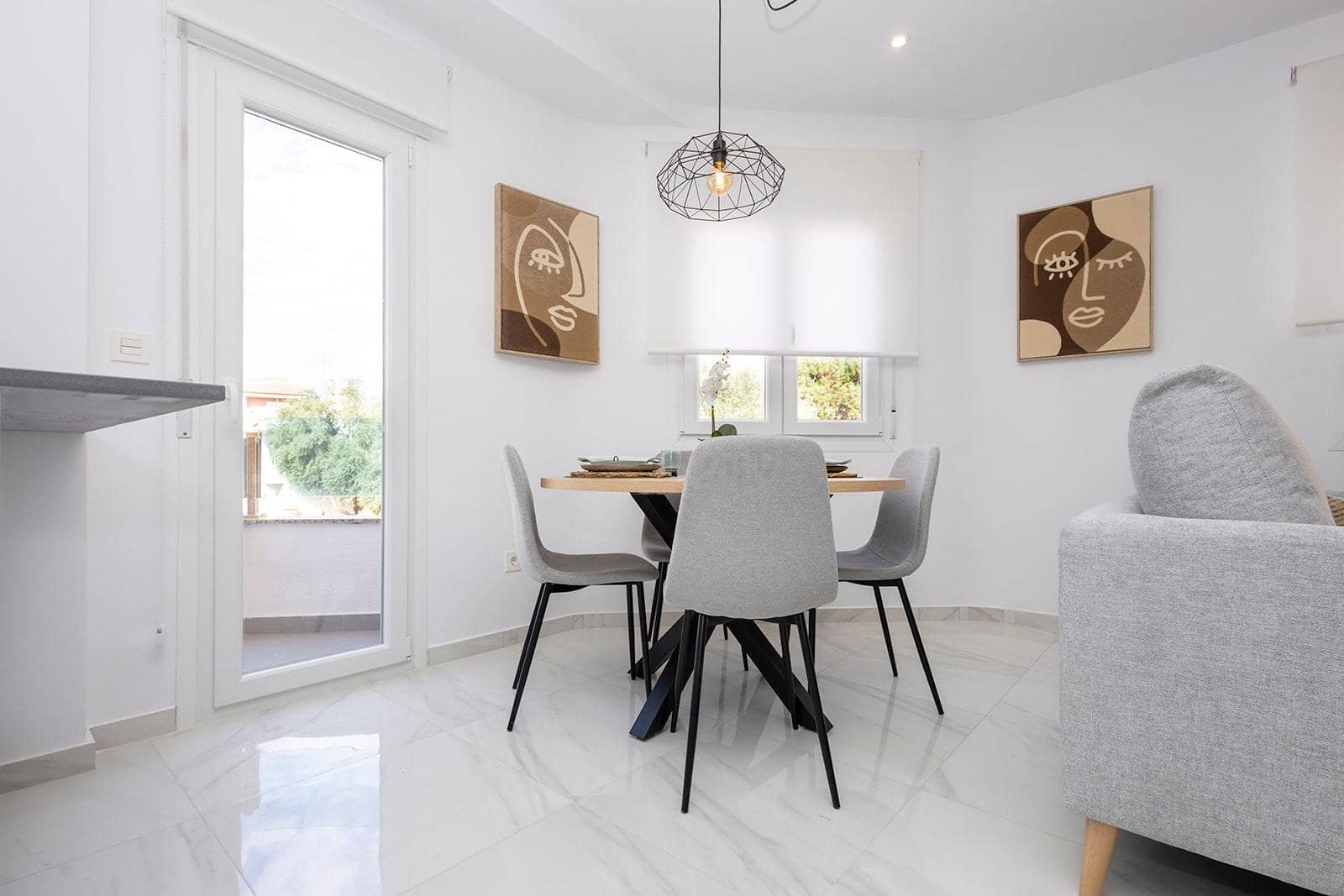 Apartamento de 2 habitaciones en Jacarilla en venta con garaje - 139.000 € (Ref: 9486283)