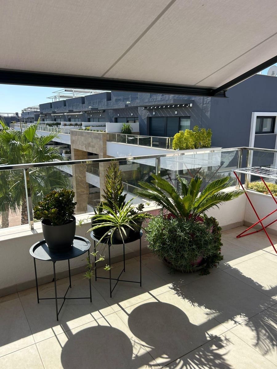 2 bedroom Penthouse for sale in Playa Flamenca with pool garage - € 499,000 (Ref: 9501026)