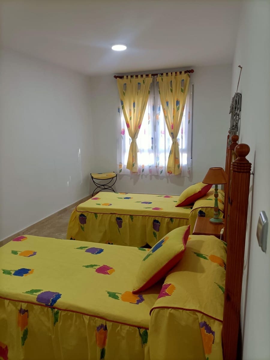 4 bedroom Villa for sale in Algorfa - € 440,000 (Ref: 9501032)