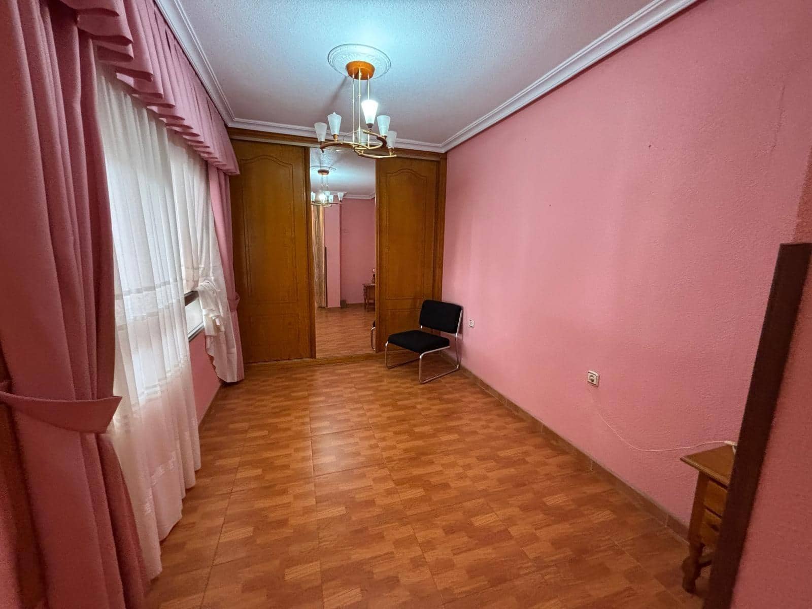 2 bedroom Apartment for sale in Torrevieja - € 134,900 (Ref: 9501043)