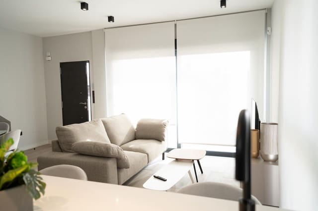 3 soverom Hus til salgs i Los Almendros (Orihuela Costa), Orihuela med svømmebasseng garasje - € 355 000 (Ref: 9522414)