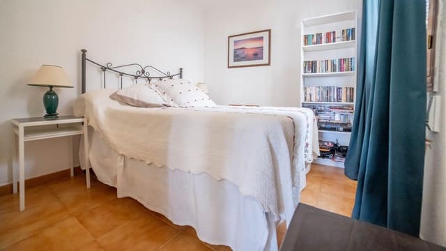 2 makuuhuone Rivitalo myytävänä paikassa Torrevieja - 149 900 € (Ref: 9559948)
