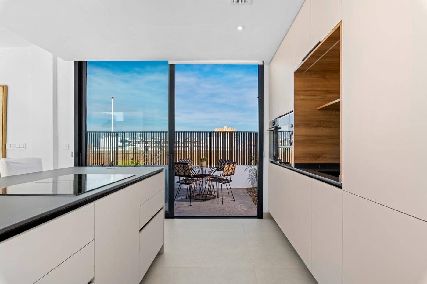 3 soveværelse Villa til salg i Mar de Cristal med swimmingpool garage - € 549.000 (Ref: 9560247)