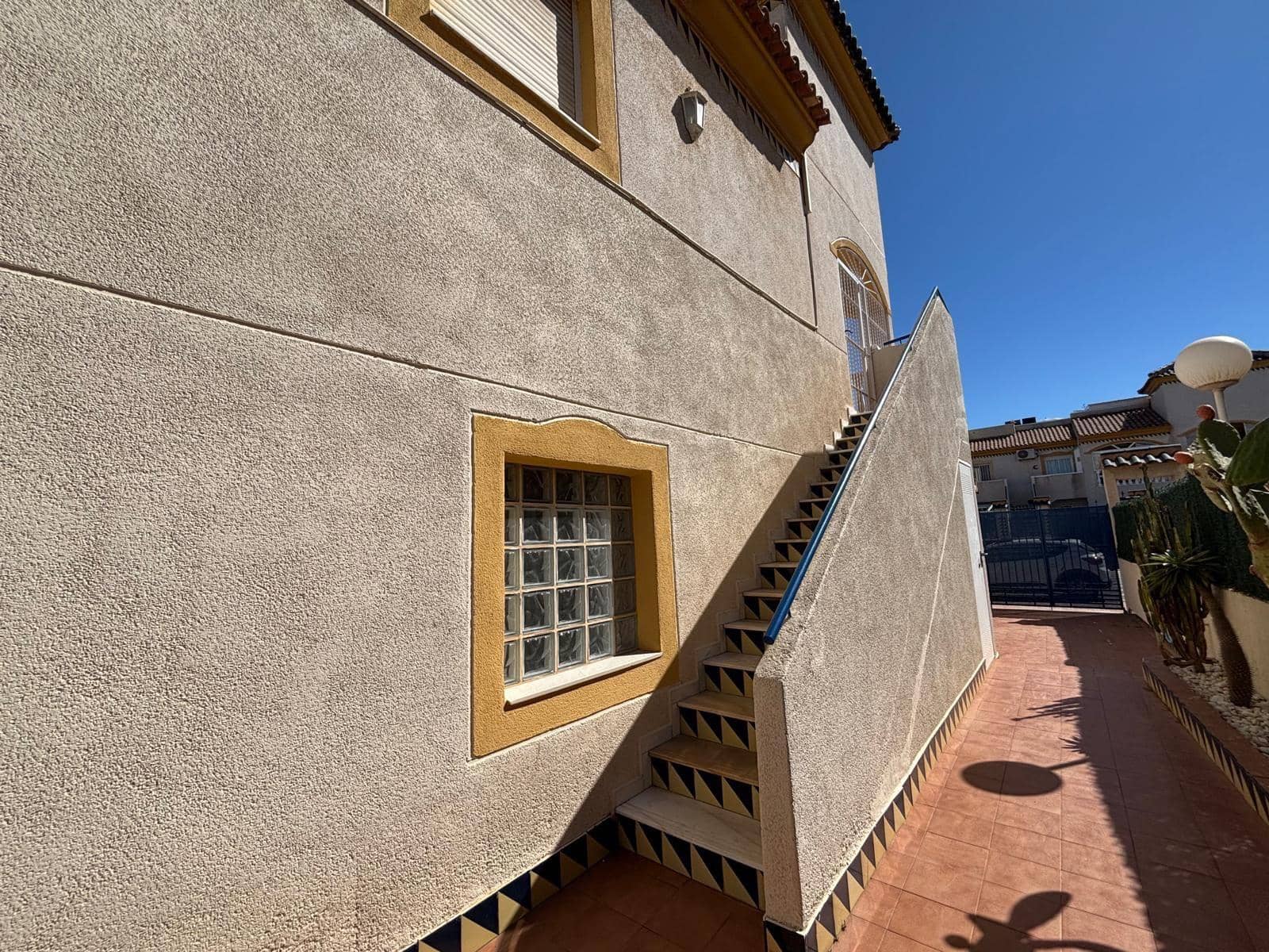 3 soveværelse Byhus til salg i Torrevieja - € 162.000 (Ref: 9579223)