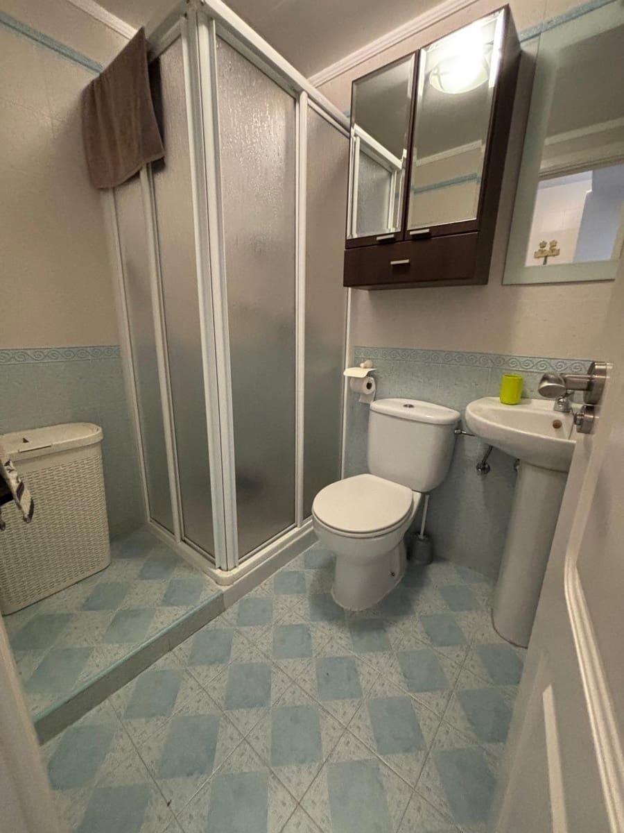 4 makuuhuone Paritalo myytävänä paikassa Torrevieja - 169 900 € (Ref: 9579233)