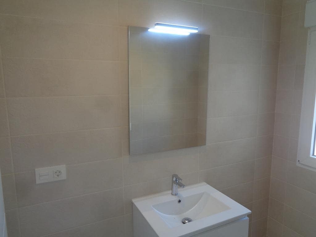 4 Zimmer Villa zu verkaufen in Pinoso mit Pool Garage - 397.000 € (Ref: 9580923)