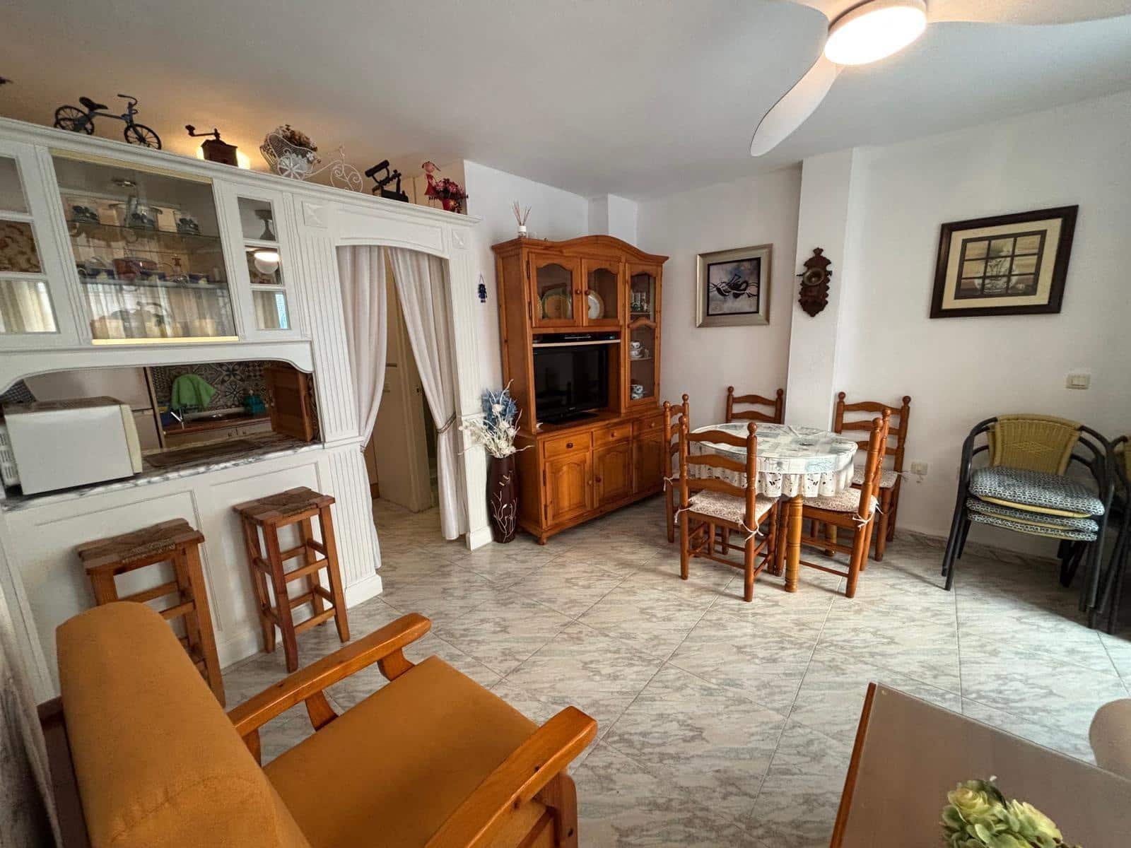 4 soveværelse Semi-Rækkehus til salg i Torrevieja - € 169.900 (Ref: 9581155)