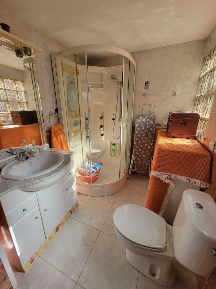 2 bedroom Bungalow for sale in Torrevieja - € 169,000 (Ref: 9581163)