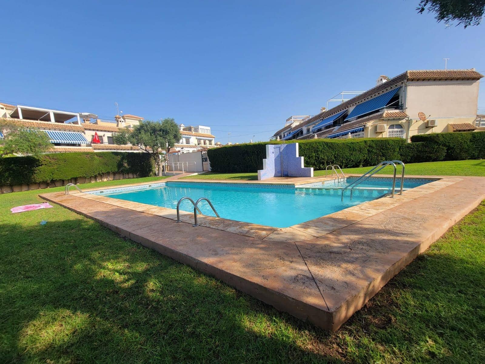 2 bedroom Bungalow for sale in Torrevieja - € 169,000 (Ref: 9581163)