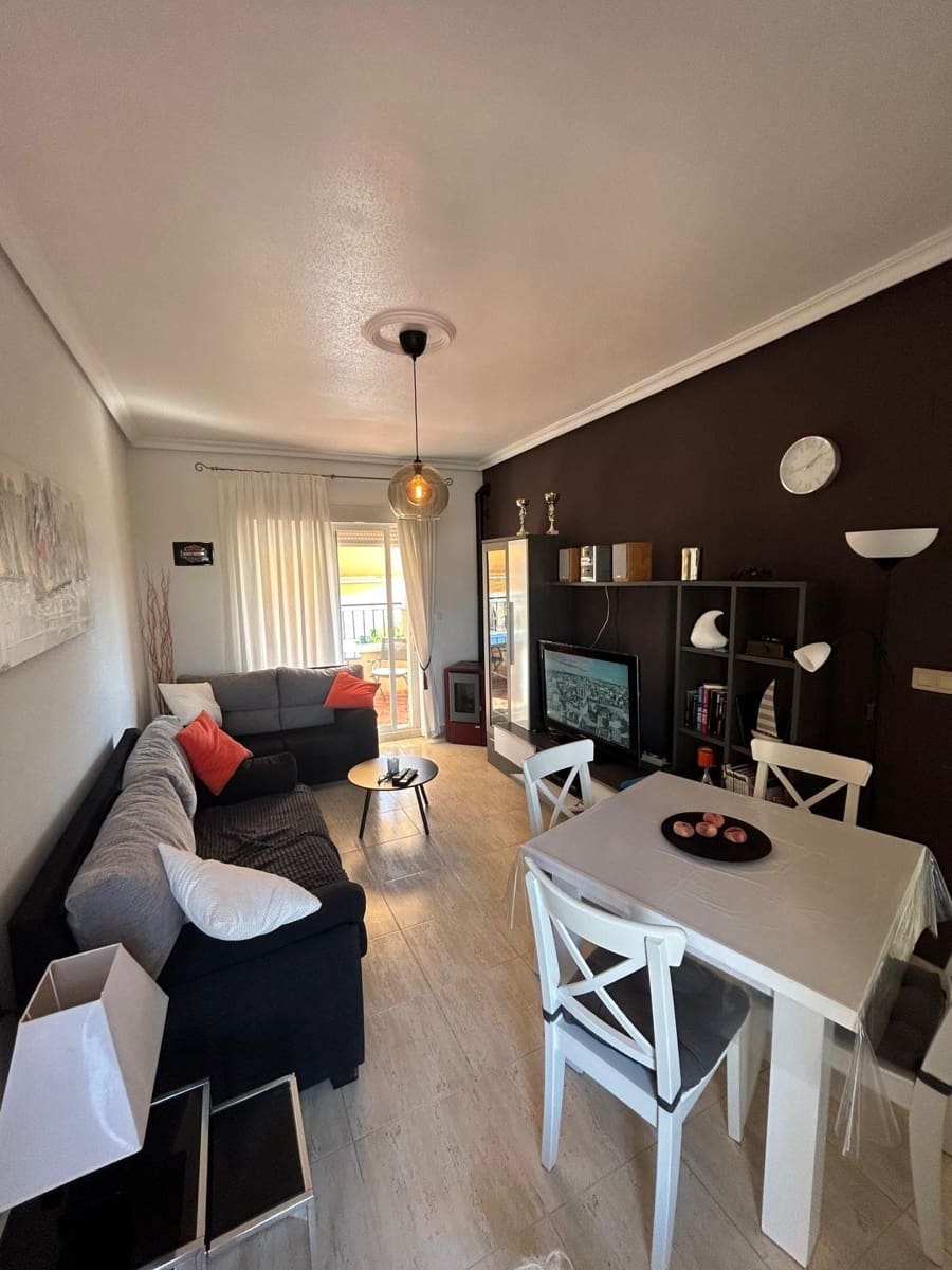 2 makuuhuone Bungalow myytävänä paikassa Torrevieja - 139 000 € (Ref: 9581174)