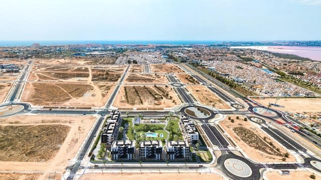 2 Zimmer Penthouse zu verkaufen in La Siesta, Torrevieja mit Pool Garage - 334.000 € (Ref: 9588622)