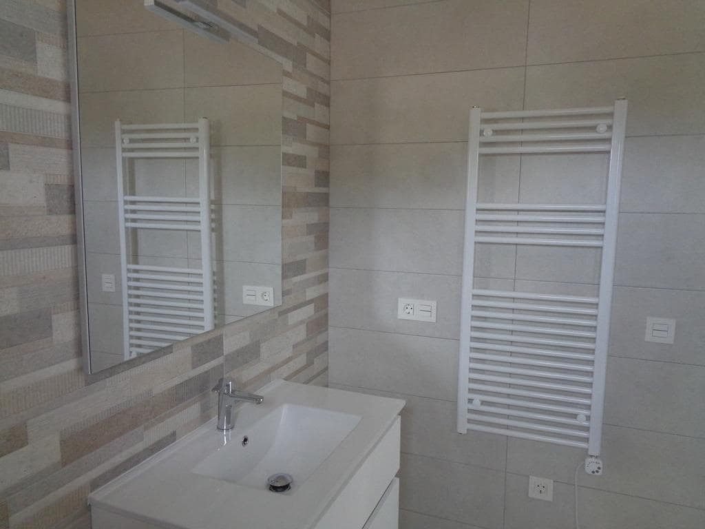 4 quarto Moradia para venda em Pinoso com piscina garagem - 423 000 € (Ref: 9597693)