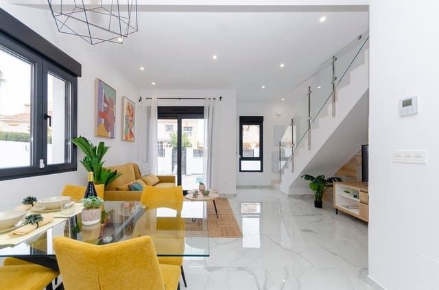 3 sovrum Villa till salu i El Chaparral - La Siesta - La Torreta, Torrevieja med pool garage - 424 000 € (Ref: 9628593)