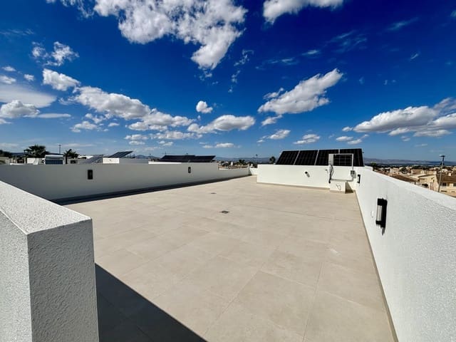 3 soveværelse Villa til salg i Ciudad Quesada, Rojales med swimmingpool garage - € 479.000 (Ref: 9630732)