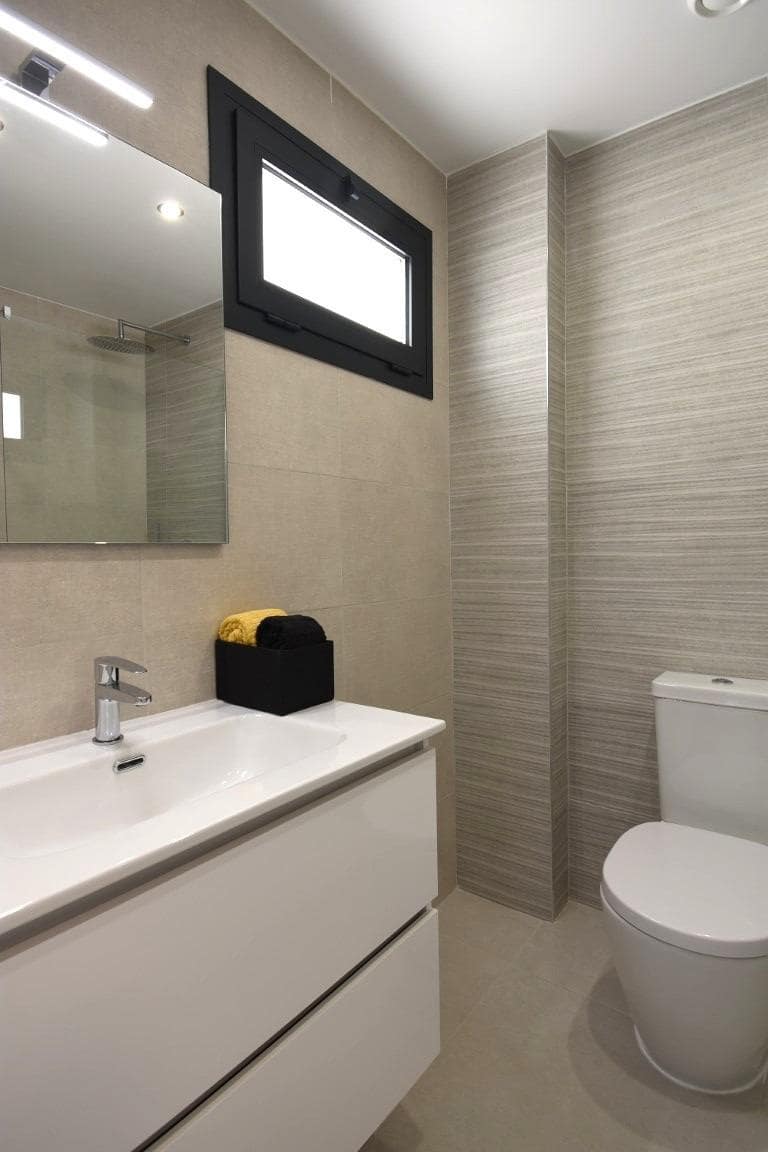 2 soverom Penthouse til salgs i San Miguel de Salinas med svømmebasseng garasje - € 316 000 (Ref: 9638786)