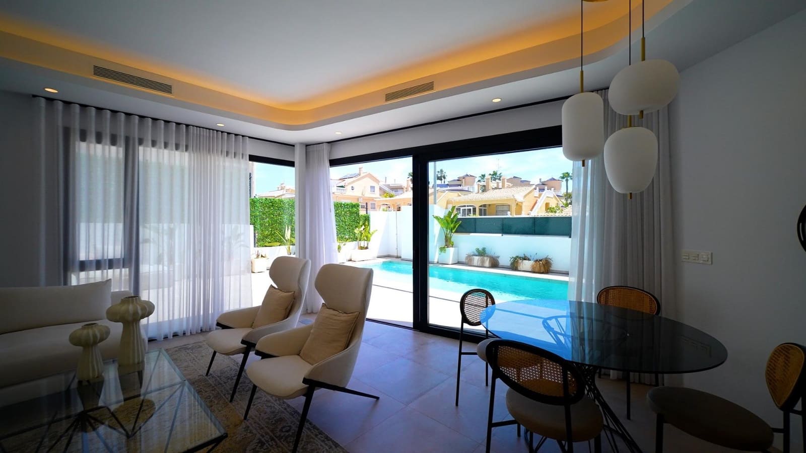 3 slaapkamer Villa te koop in Los Altos met zwembad garage - € 509.000 (Ref: 9647518)